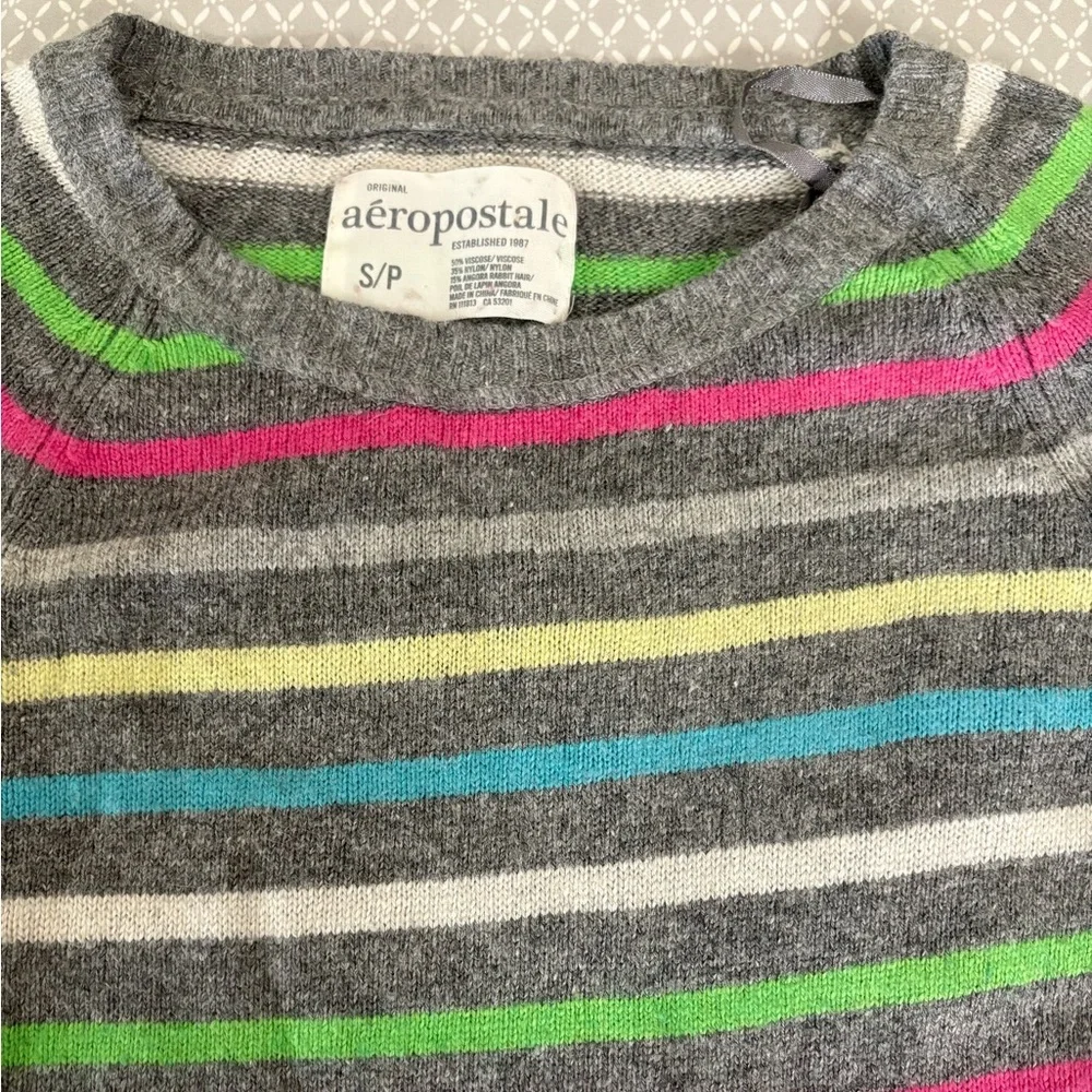 Small Aeropostale Y2K Preppy Gray Striped Multicolor Crewneck Sweater